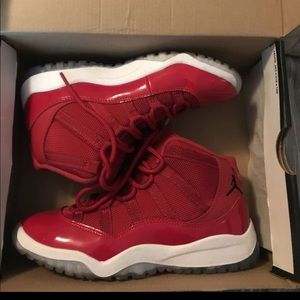Jordan 11 retros